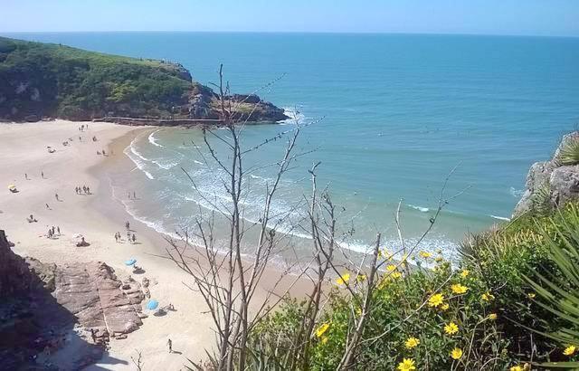 Casa De 2 Quartos Com 2 Ares-Condicionados Em Torres-Rs - Na Mais Bela Praia Gaucha - Cozinha - Banheiro - Tv Smart 32 E Wi-Fi - Estacionamento - Anfitria Superhost No Bnb Villa Exteriör bild