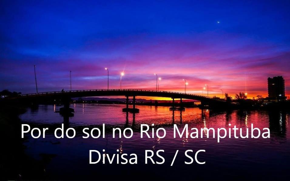 Casa De 2 Quartos Com 2 Ares-Condicionados Em Torres-Rs - Na Mais Bela Praia Gaucha - Cozinha - Banheiro - Tv Smart 32 E Wi-Fi - Estacionamento - Anfitria Superhost No Bnb Villa Exteriör bild