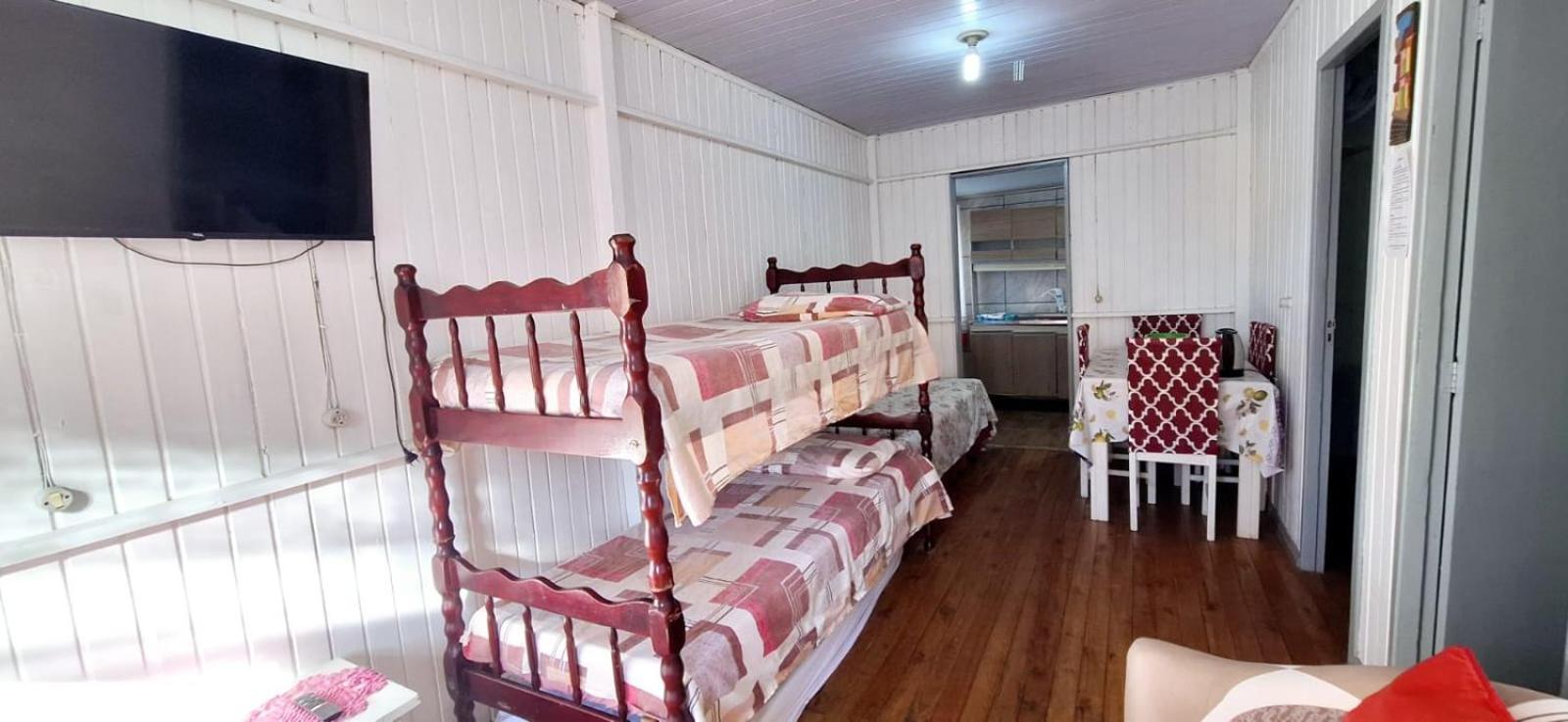 Casa De 2 Quartos Com 2 Ares-Condicionados Em Torres-Rs - Na Mais Bela Praia Gaucha - Cozinha - Banheiro - Tv Smart 32 E Wi-Fi - Estacionamento - Anfitria Superhost No Bnb Villa Exteriör bild